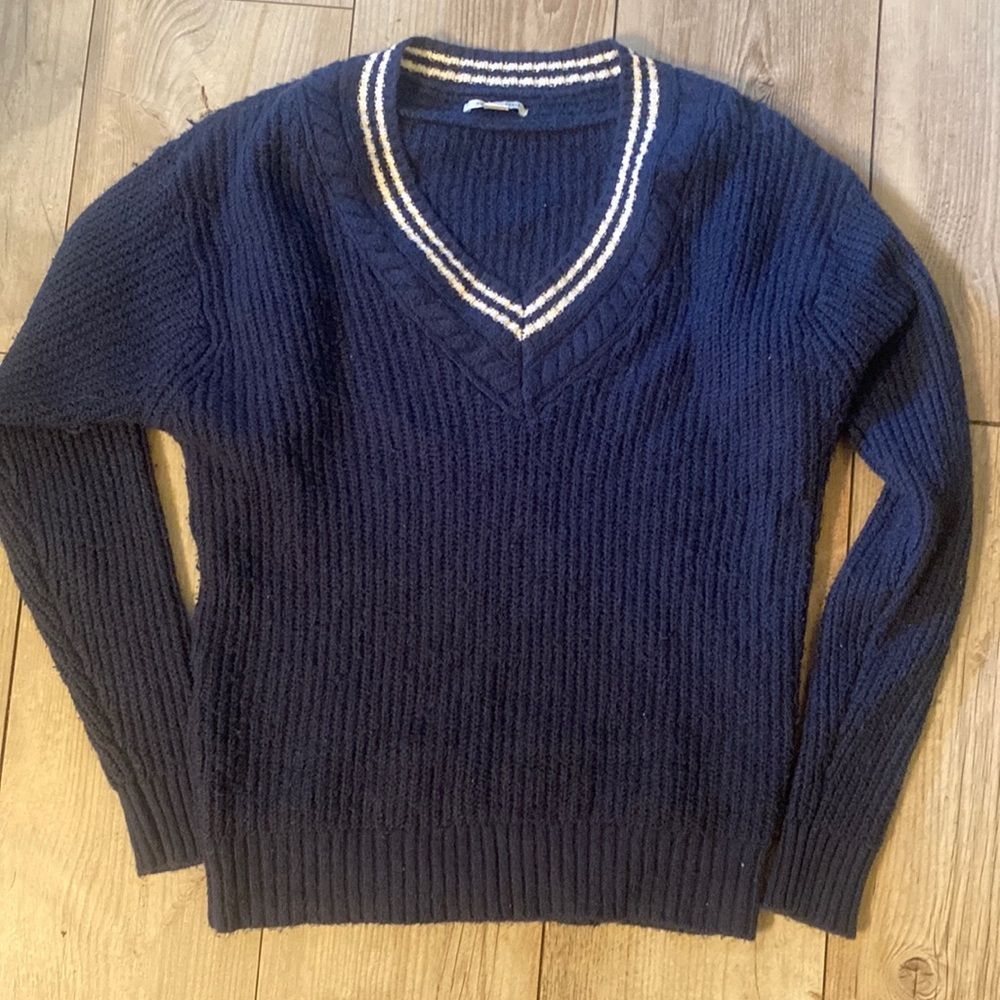 American Eagle Size Small Vintage Sweater